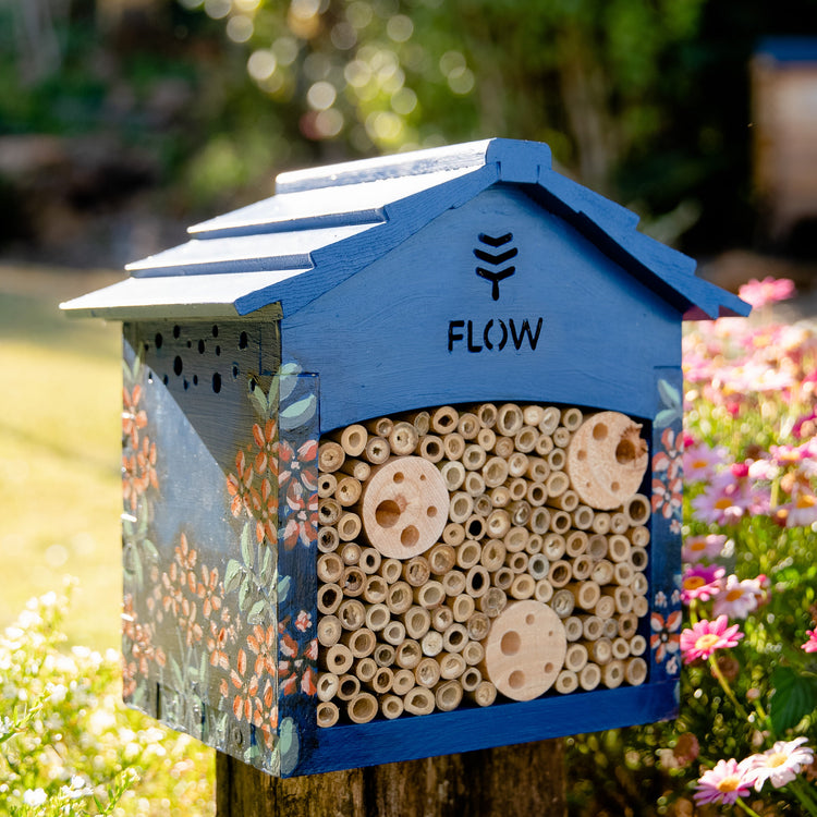 Flow Pollinator House